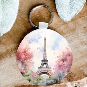 Eiffel Tower keychain